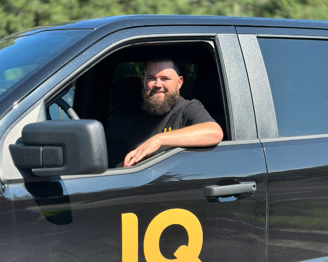Photo of Chris Jewell, IQ fiber construction coordinator in Pinellas County, clearwater and St. Petersburg